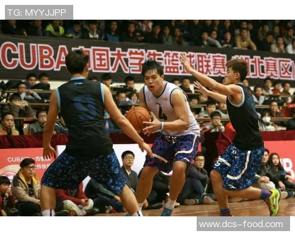 武汉篮球队与上海篮球队赛后分析及状态对比探讨