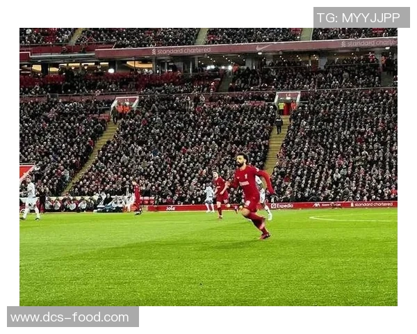 足球明星法师的传奇故事与他们在绿茵场上的魔法表现